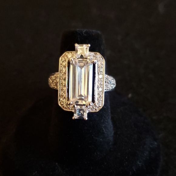 Sterling 925 silver CZ cocktail ring - Picture 2 of 5